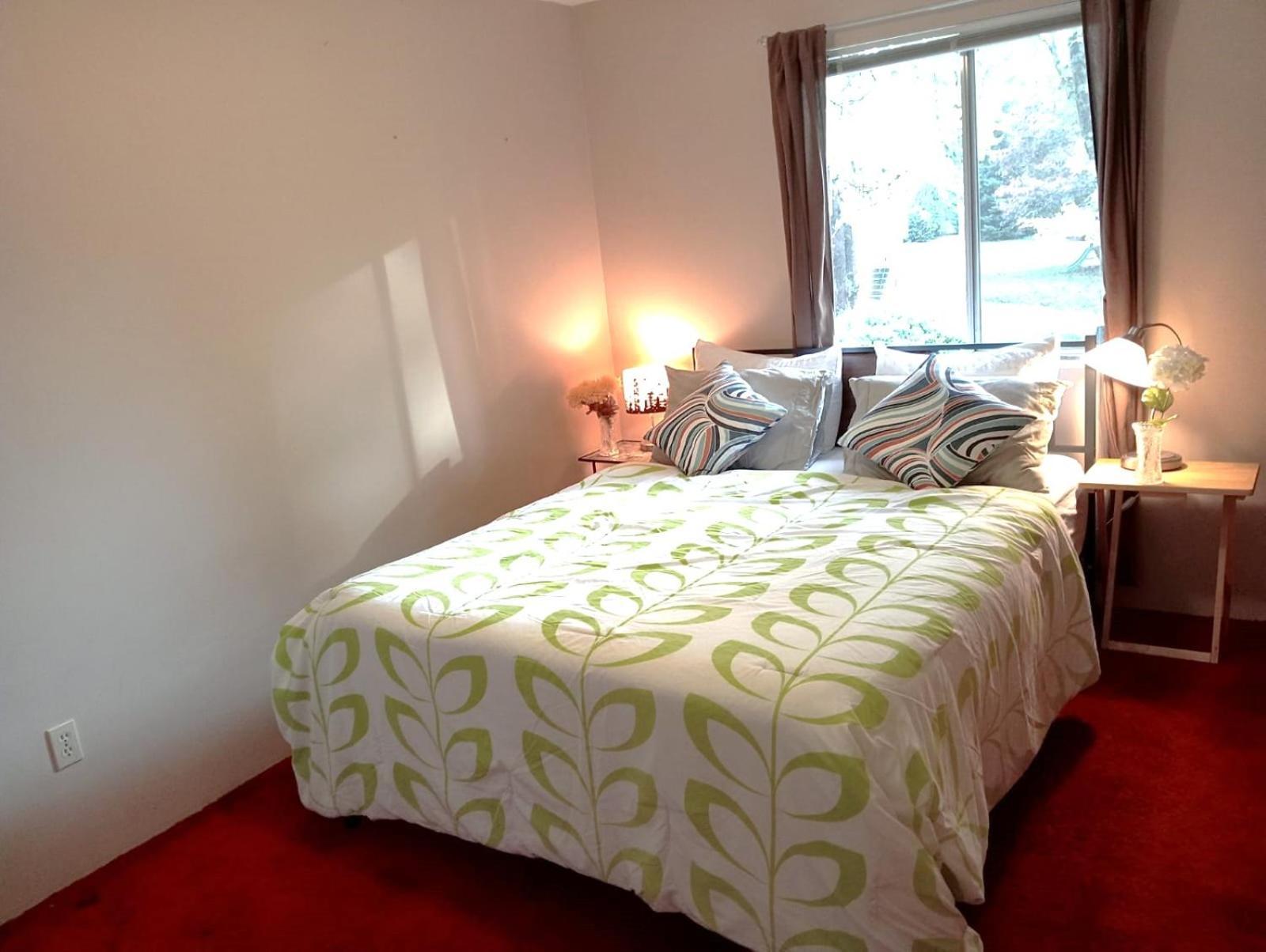 Cheap Room Near Langley Downtown- End Of Year Sale エクステリア 写真